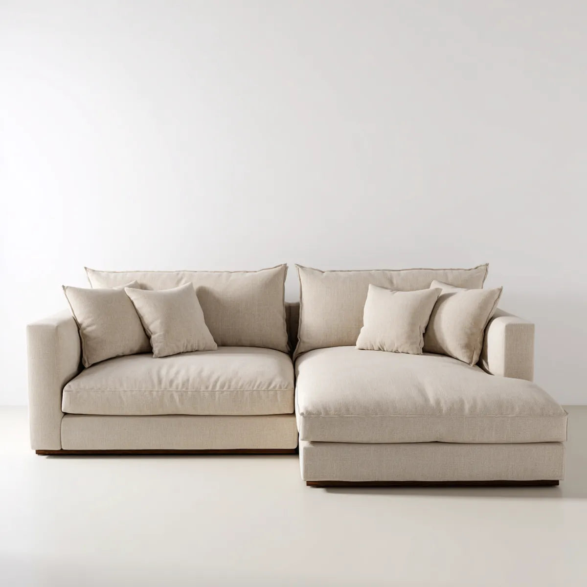 Divano angolare con chaise longue a destra beige 280 x 165 x 85 cm in poliestere a L